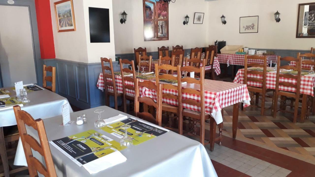 Hotel Gites Des Touristes Vollore-Montagne Eksteriør billede